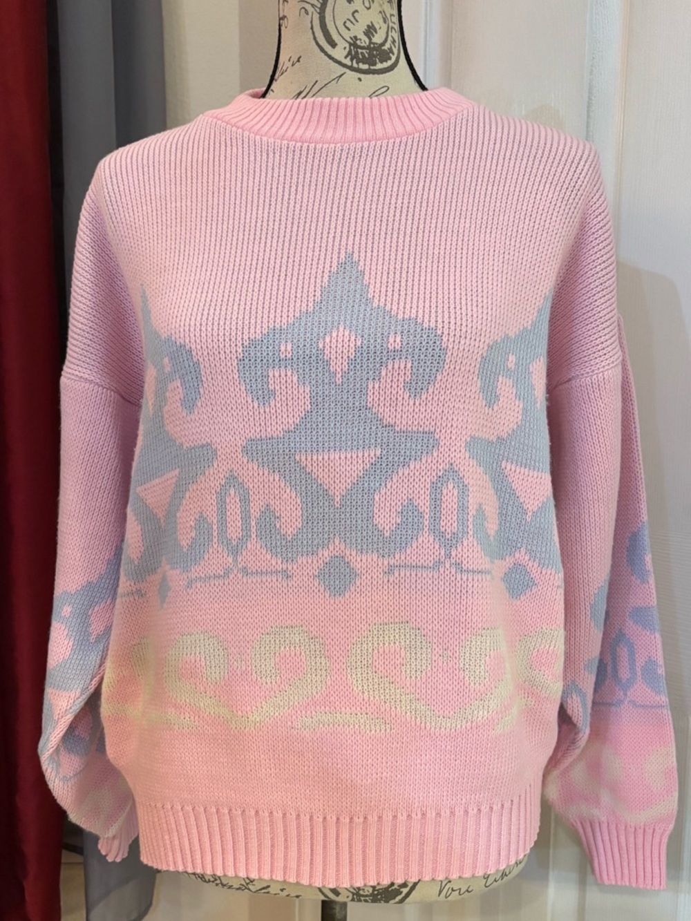 Vintage Cabin Creek Funky Pastel Abstract Sweater